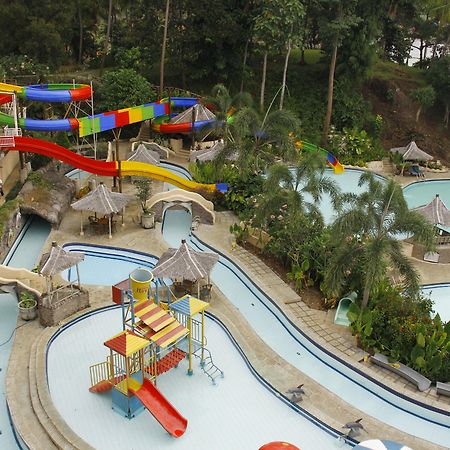 ฮาวาย รีสอร์ต แฟมิลี สวีท Hotel อันเยอร์ ภายนอก รูปภาพ